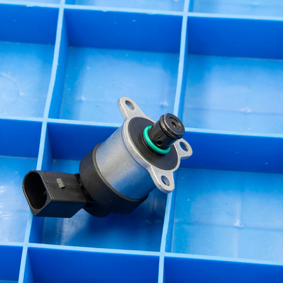 A6420740284 Pressure Regulator Control Metering Valve